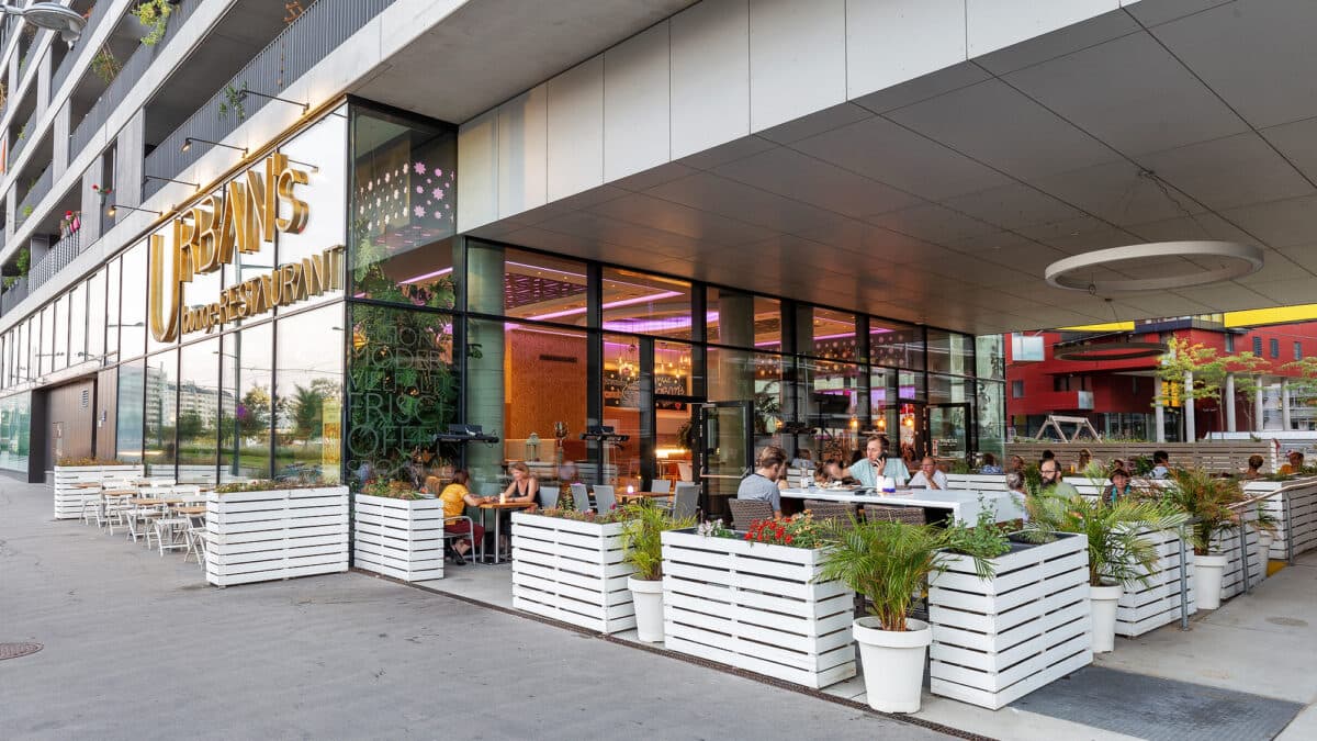 URBAN's Restaurant im Sonnwendviertel Wien von außen
